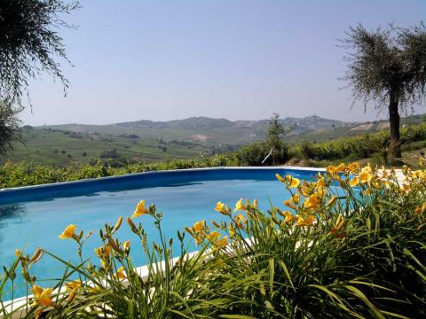 Montecalvo Versiggia Vacation Rentals